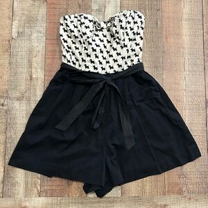 Maeve Black and White Women Shorts
